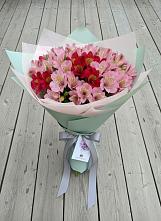Букет цветов из:  Альстромерии в Ликино-Дулево
