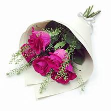 Букет цветов из:  Розы в Ликино-Дулево