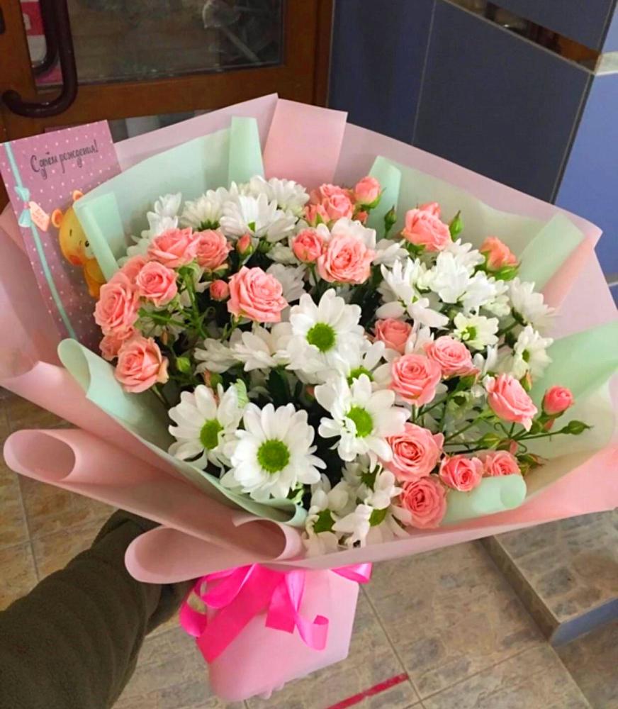 Букет цветов из: Розы и Хризантемы в Ликино-Дулево