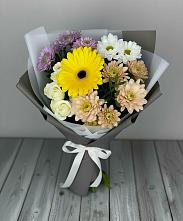 Букет цветов из:  Розы, Герберы и Хризантемы в Ликино-Дулево