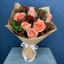 Букет цветов из:  Розы и Альстромерии в Ликино-Дулево