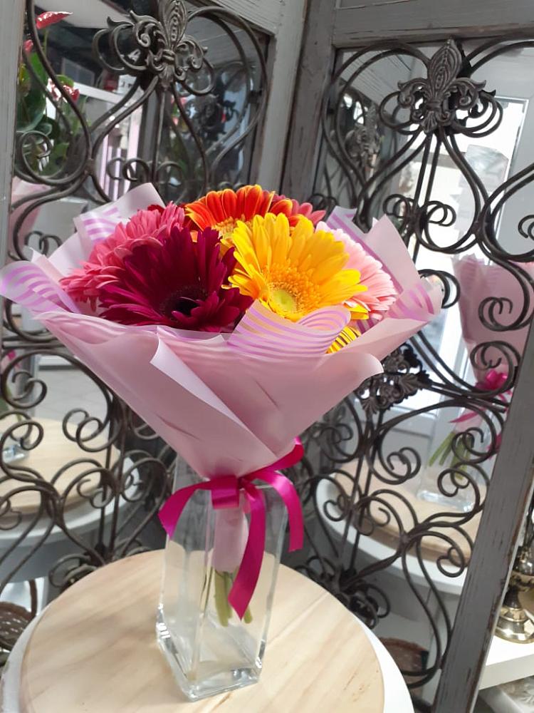 Букет цветов из: Герберы в Ликино-Дулево