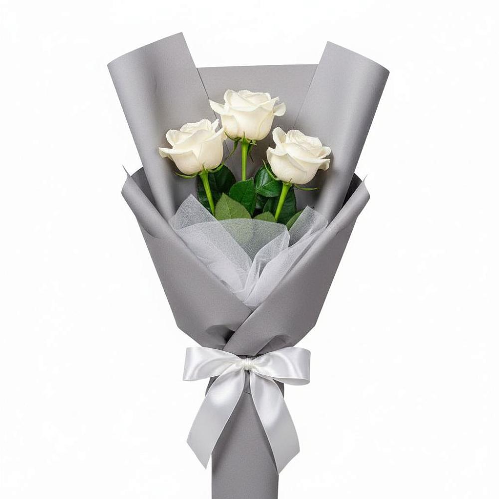Букет 3 белые розы в Ликино-Дулево