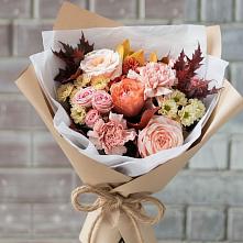Букет цветов из:  Гвоздики, Хризантемы и Розы в Ликино-Дулево