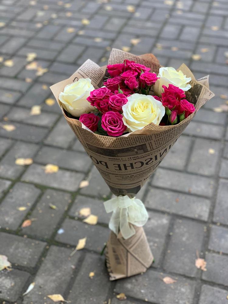 Букет цветов из: Розы в Ликино-Дулево